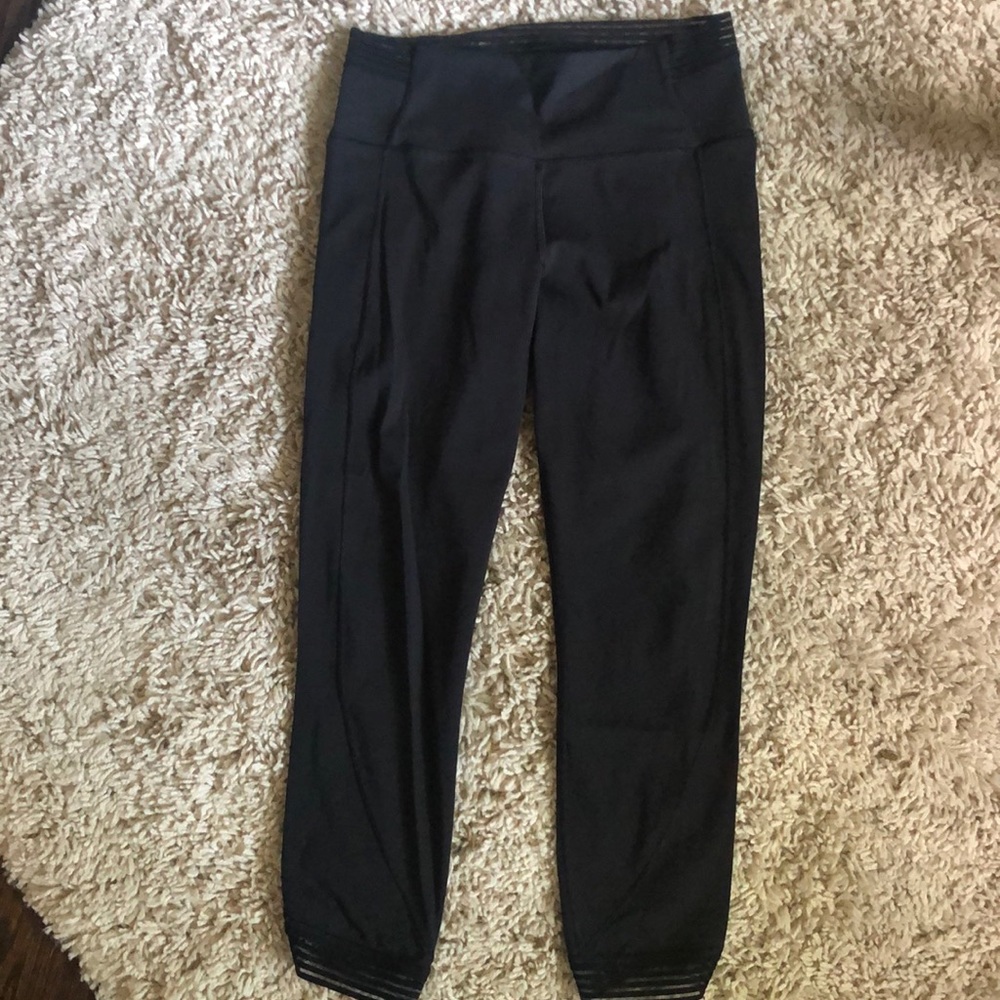 Lululemon luxtreme 7/8 leggings w/ pockets